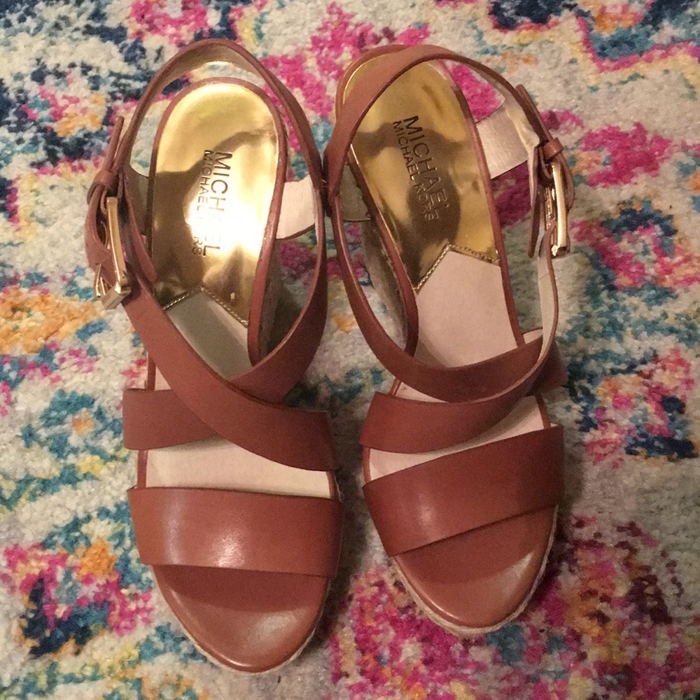 Michael Kors tan wedges size 8